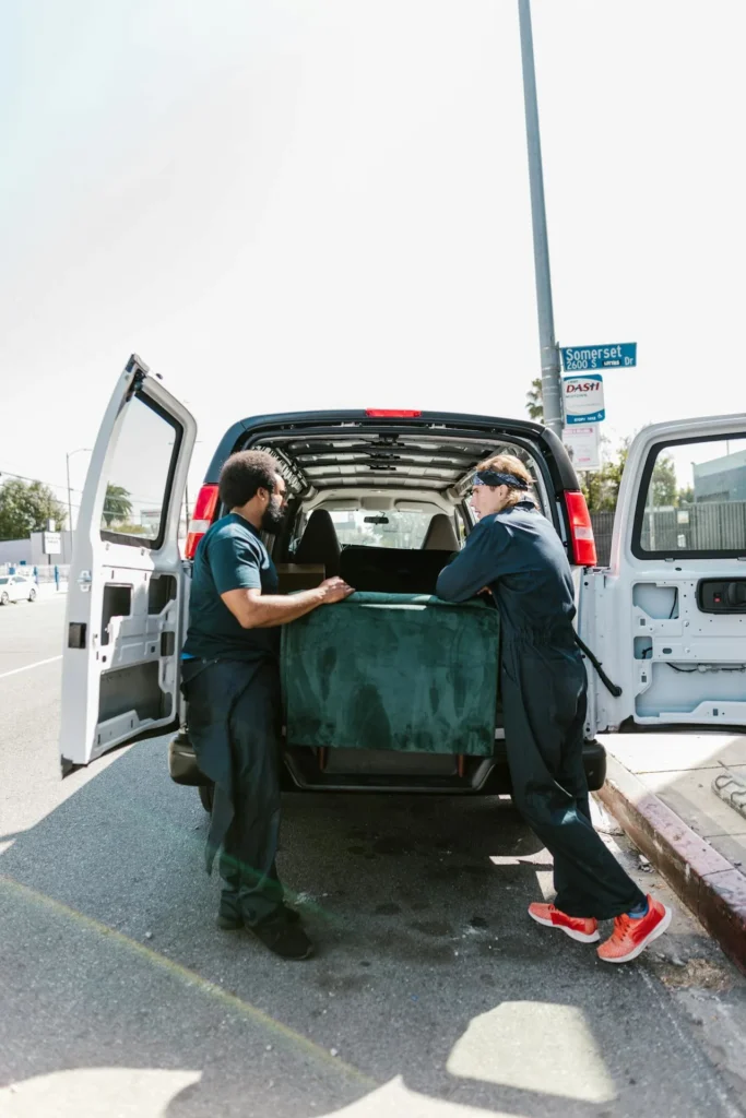 Careful handling by Movers in Montgomery, AL