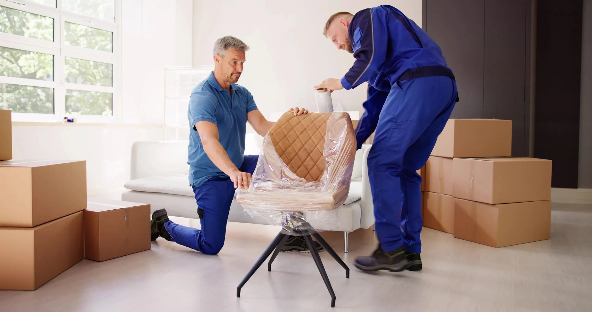 Extra-Care-Handling-by-Movers-in-Kansas-City-MO