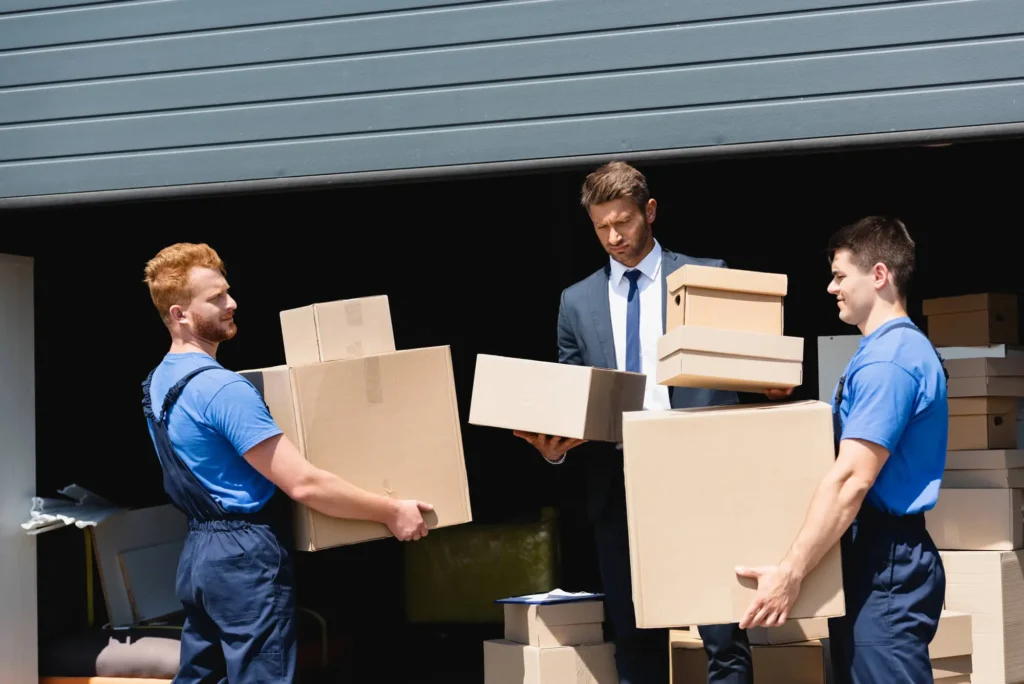 Montgomery Moving Companies Explain Pros of Moving Closer to Work