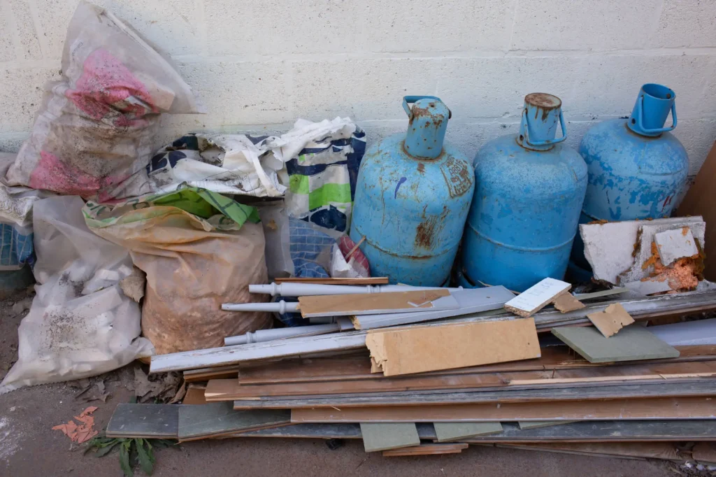 Movers in Columbus Tips for Disposing a Propane Tank