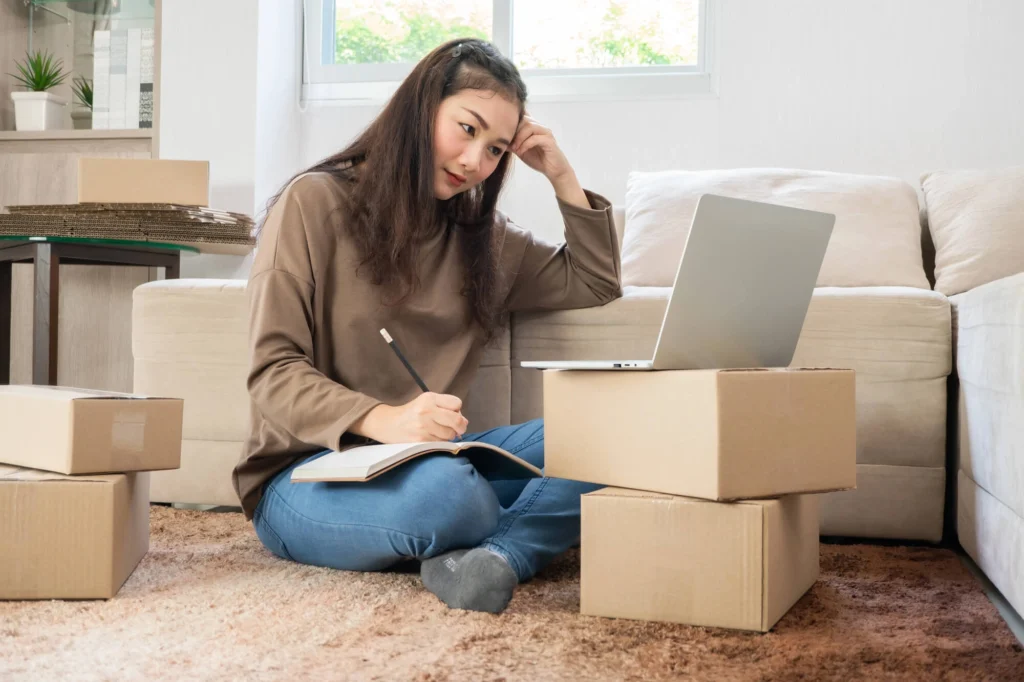 Movers in Round Rock TX Explain Pros and Cons of Living Off-Campus
