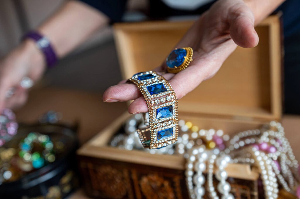 packing jewelry before hiring Movers in Carmel IN